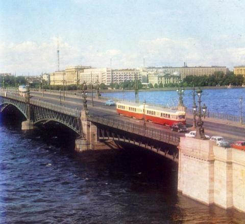 Кировский мост (Троицкий мост)